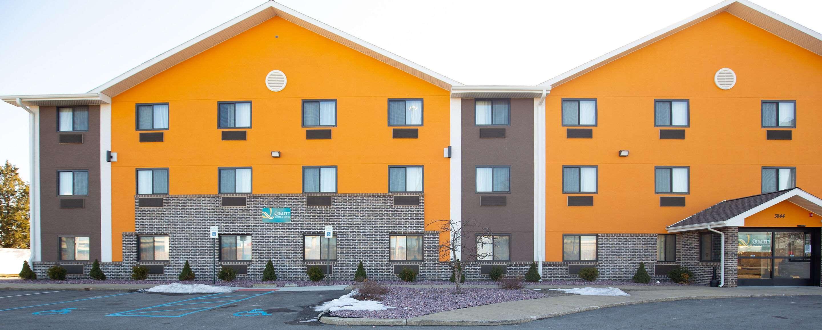 Quality Inn & Suites Hammond Near I-8090 Ngoại thất bức ảnh